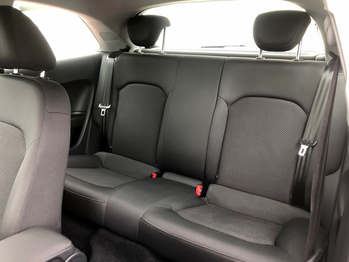 Audi A1 1.6 TDI 90 S-LINE S-TRONIC 7