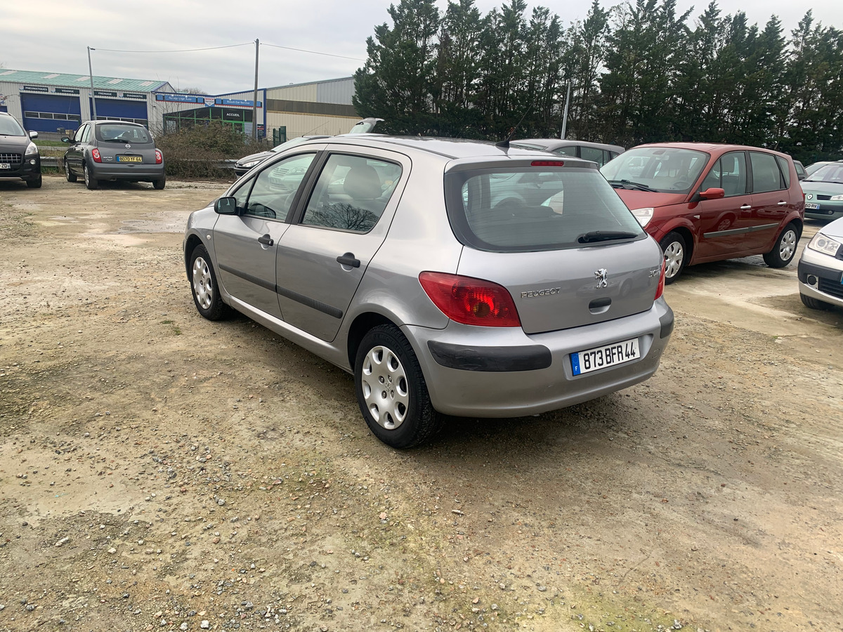 Peugeot 307 1.6i 16v 110CH 85437KM