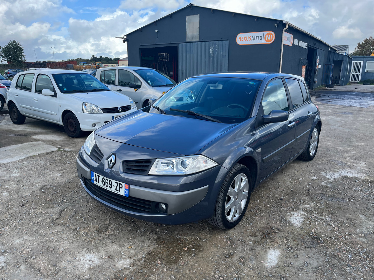 RENAULT Megane ii 1.9DCI 130CH 154683km