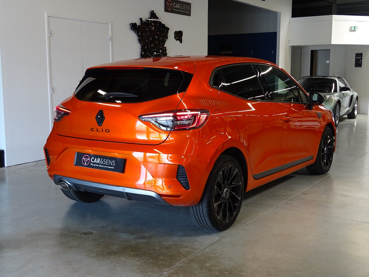 RENAULT Clio V (2) 1.0 TCE 90 Ch ESPRIT ALPINE 1ere main Caméra 360 CarPlay