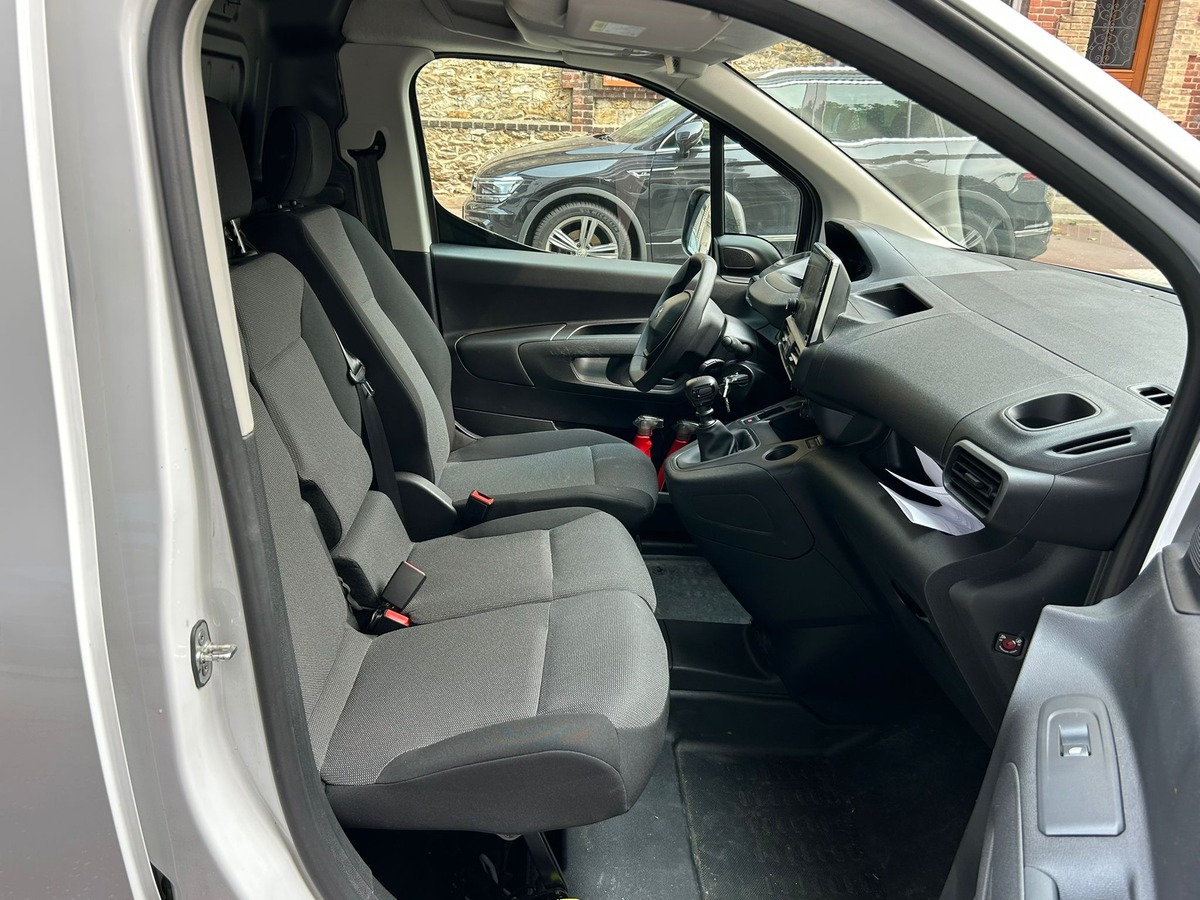 Peugeot Partner III (2) FOURGON 1.5 STANDARD 650 KG PREMIUM BVM6