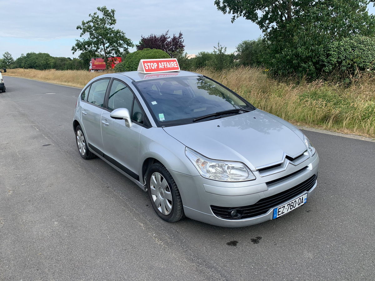 Citroën C4 1.6i  110CV 84061KM