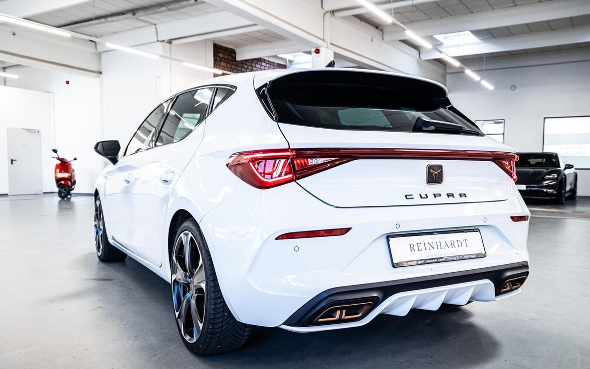 Cupra Leon 1.4 e-Hybrid 245ch Vz