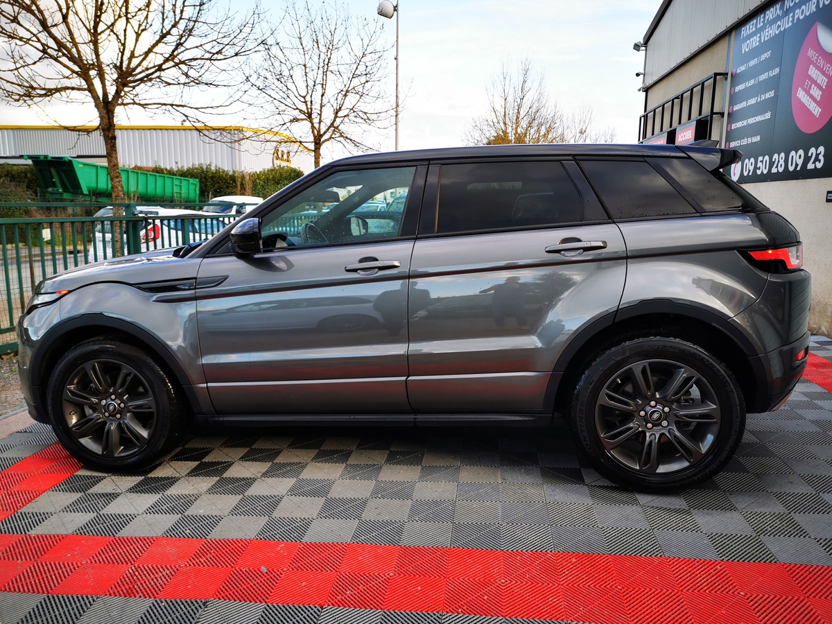 Land-Rover Range Rover Evoque 180 DYNAMIC BLACK TO/CAM FR** aa