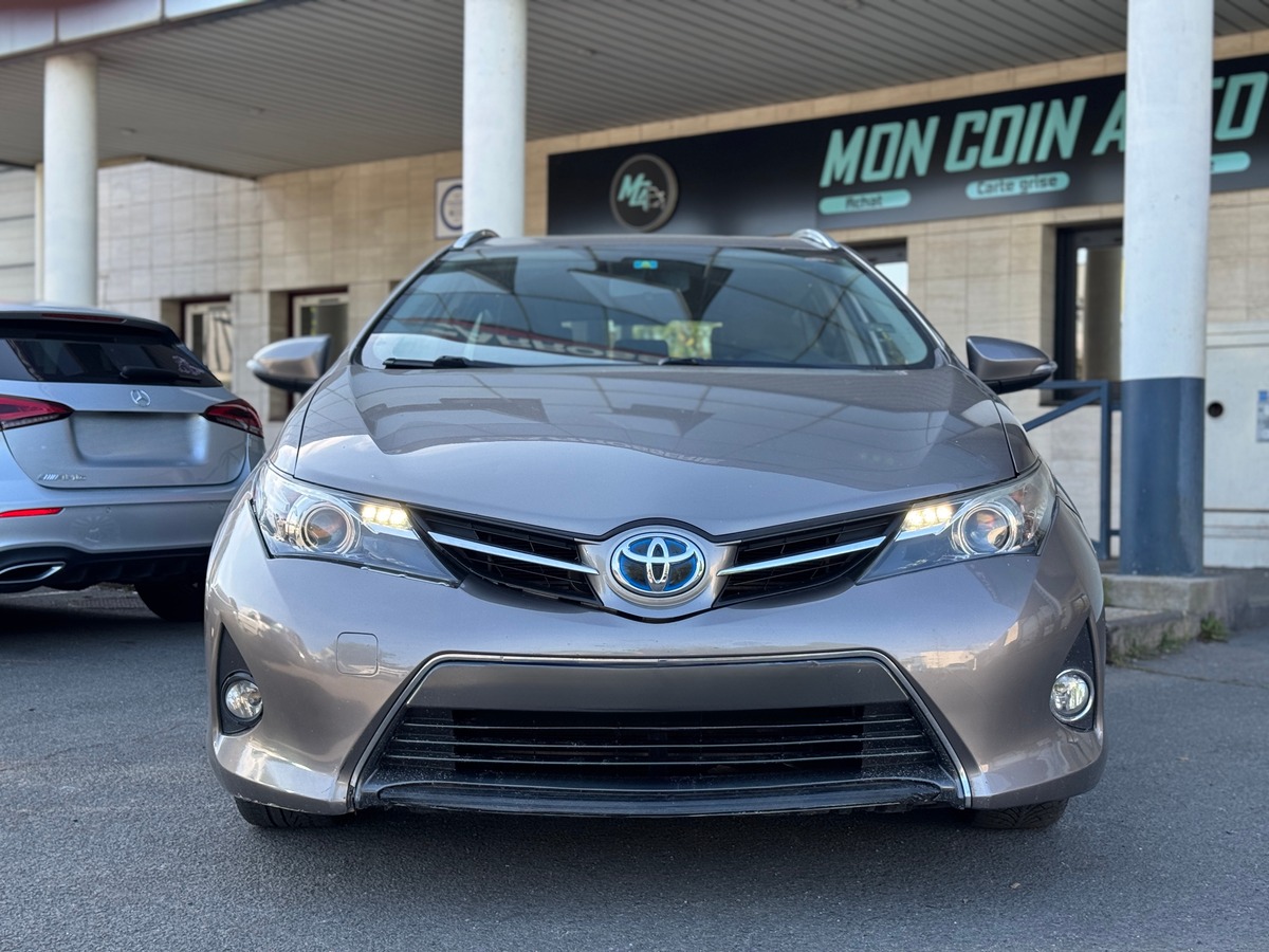 Toyota Auris Touring Sports Dynamic 1.8 VVT-i HSD Hybride 99 cv