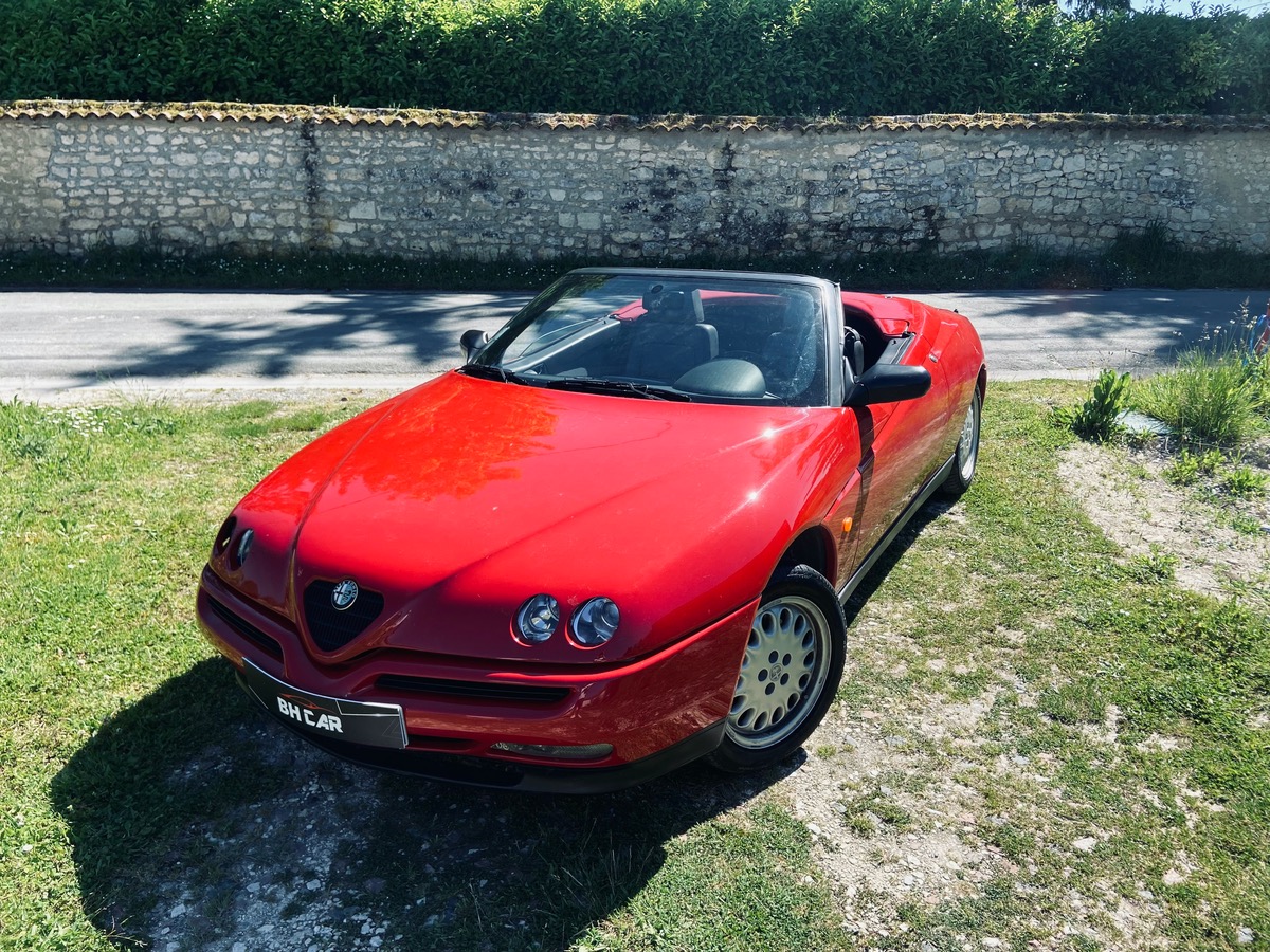 Image: Alfa Romeo Spider TSP 16v 150CH