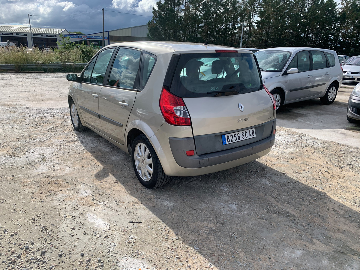 RENAULT Scenic 1.5 dci - 105CH 156206KM