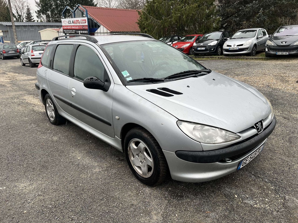 Peugeot 206 sw 1.4i 90cv 203006kms kit de distribution neuf 