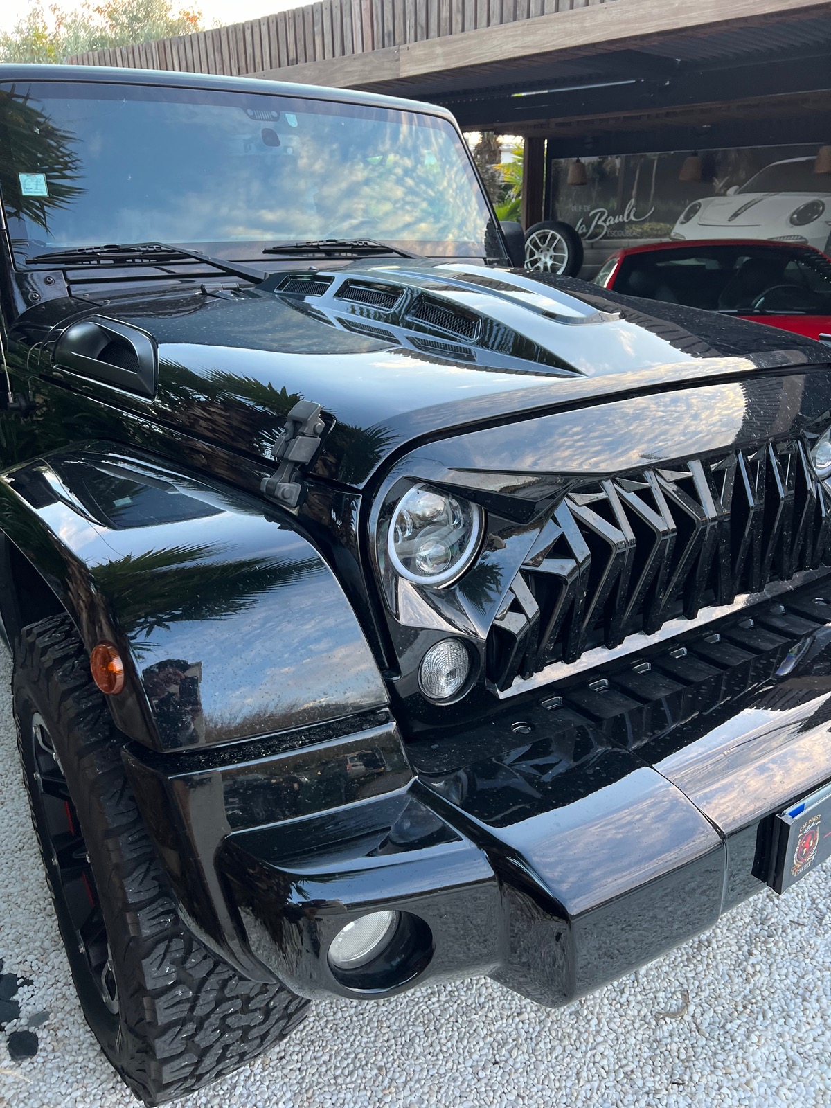 Jeep Wrangler 2.8 crd CONFIGUE FULL BLACK