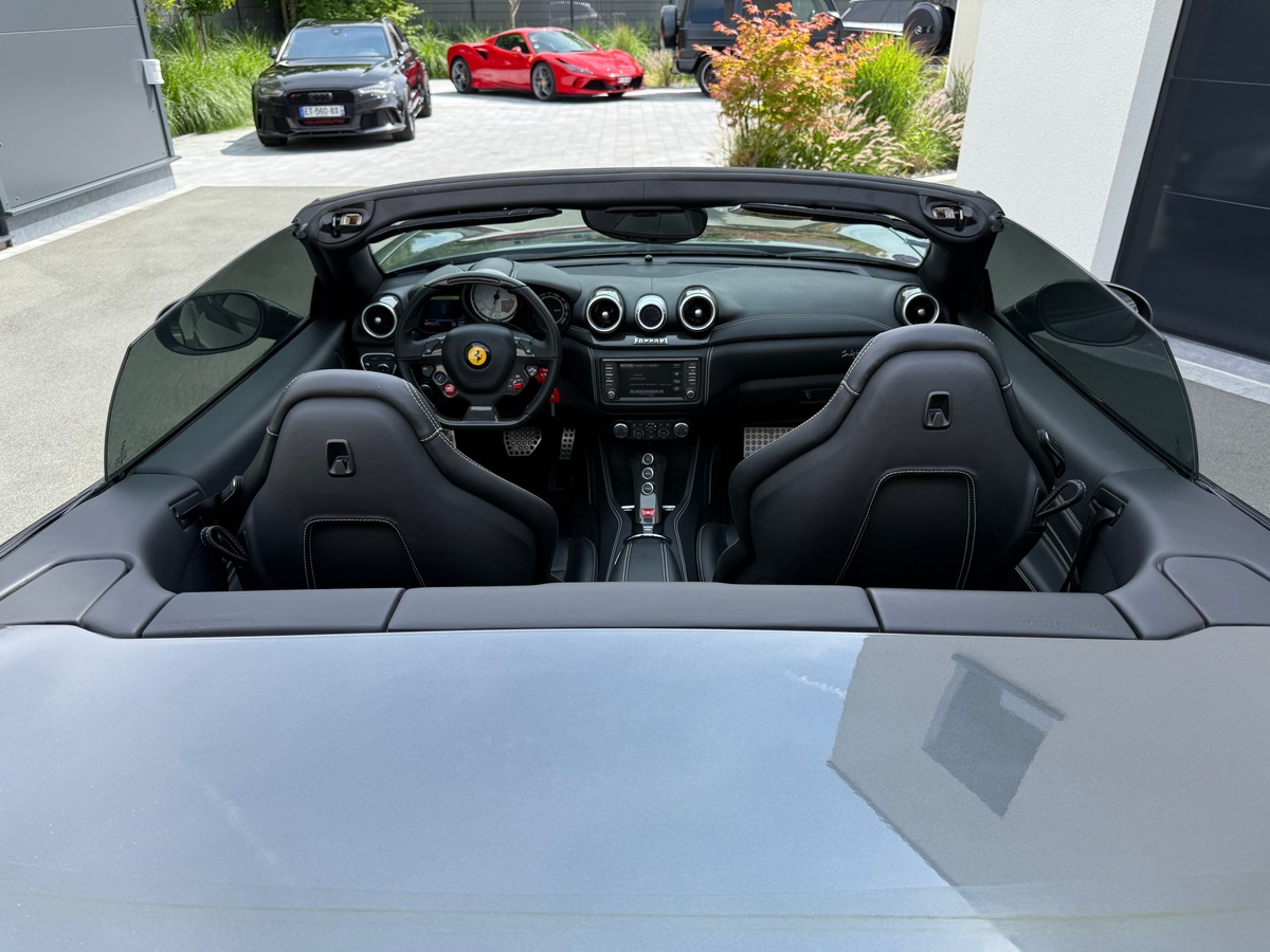 Ferrari California T 3.9L V8 560 CH / FRANCAISE / CARNET / 29954 KMS