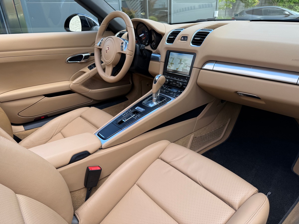 Porsche Boxster 2.7L  / 265 CH / 42372 KMS