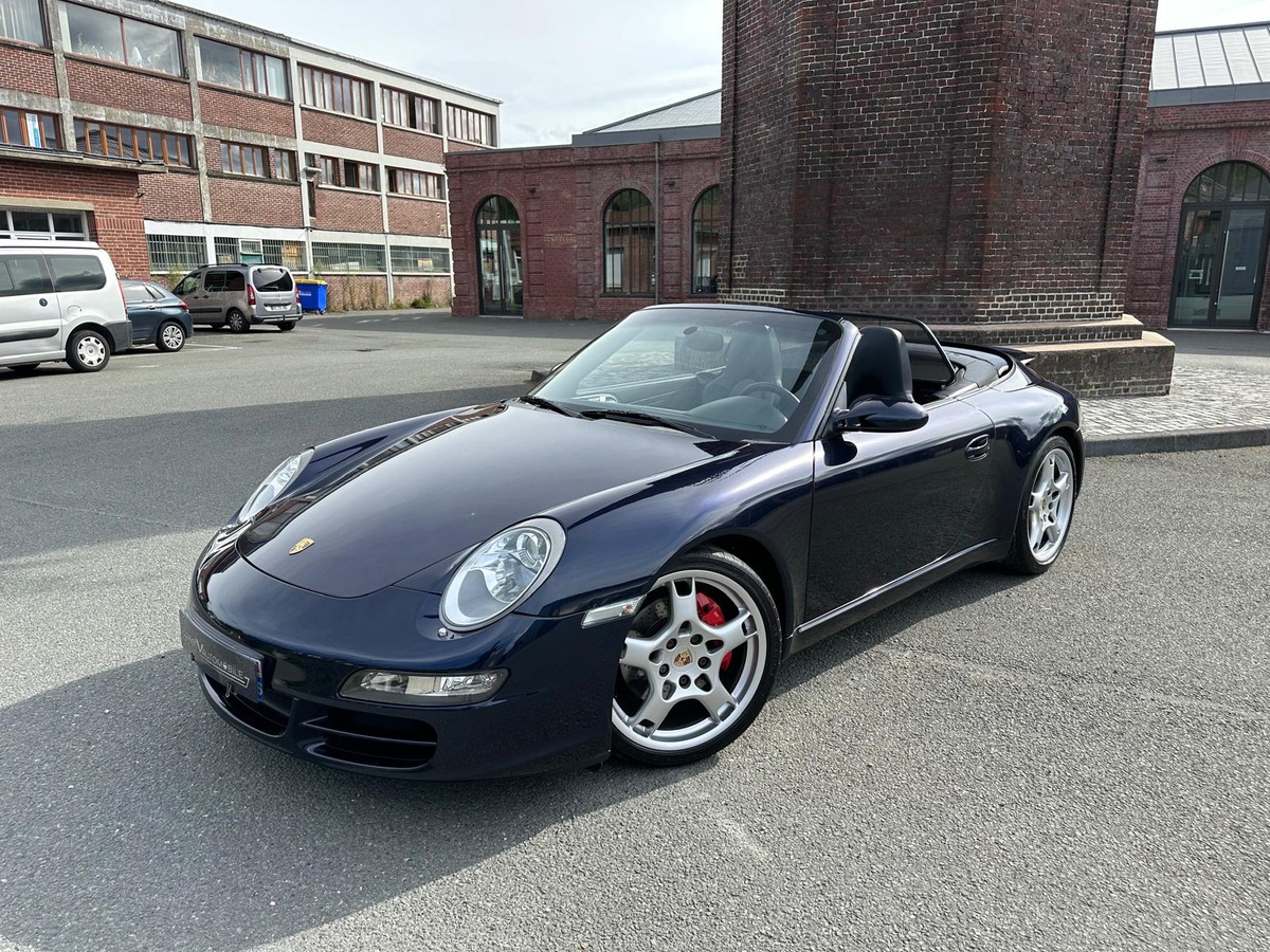 Porsche 911 CARRERA S 3.8 CABRIOLET