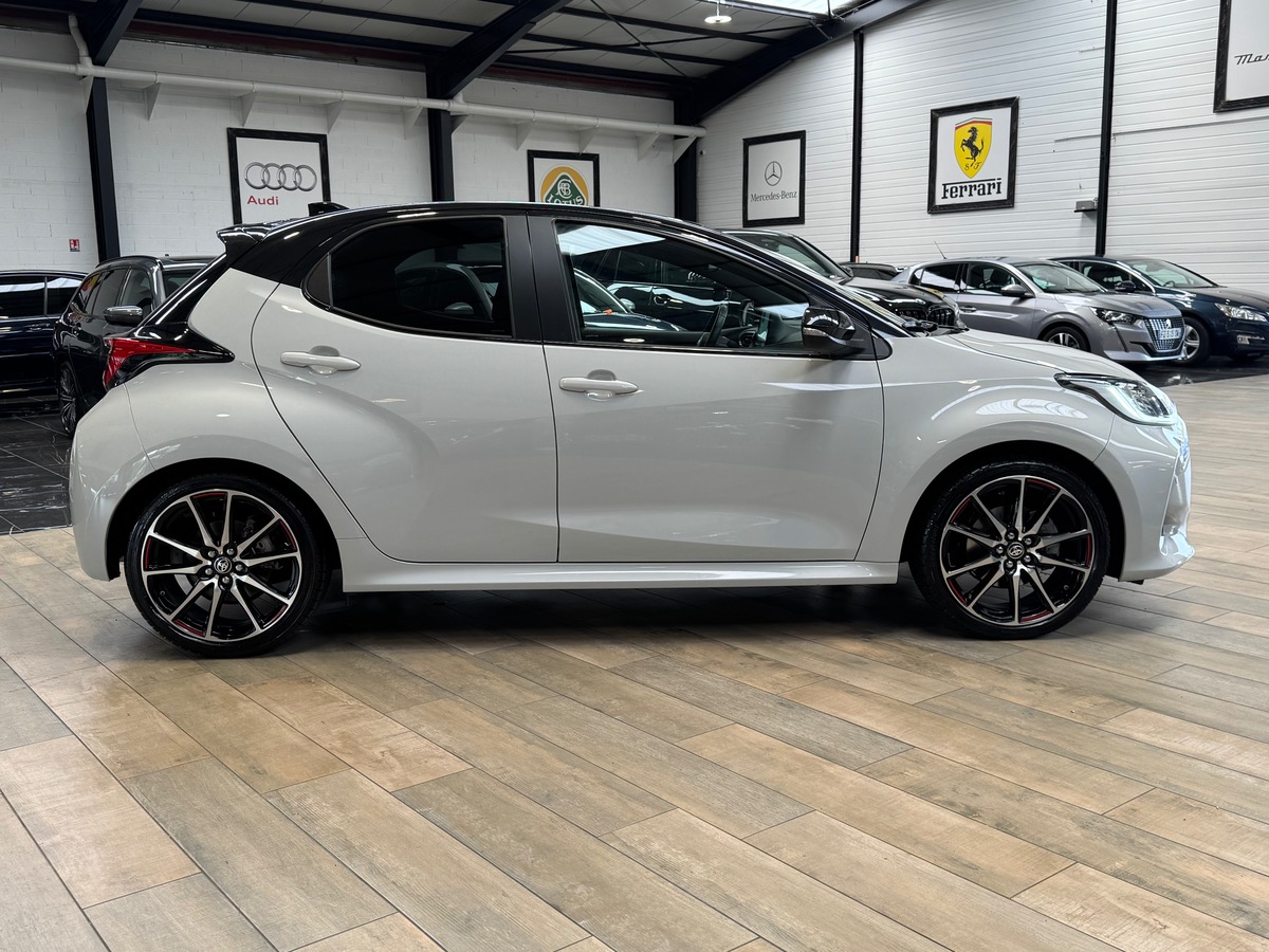 Toyota Yaris 1.5 VVTI 116CV GR SPORT JBL/ HUD 1ERE MAIN