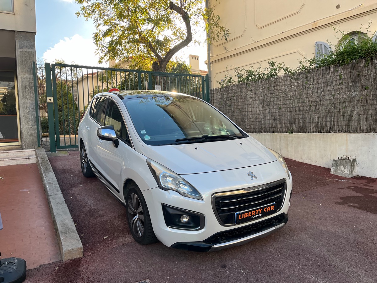 Peugeot 3008 1.6 hdi 114 cv Allure / Toit Panoramique / Affichage Tête Haute /Caméra