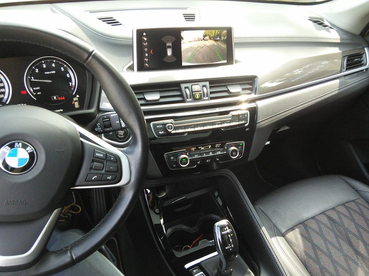 Bmw X1 LCI sDrive 2.0 i DCT7 179 cv xLine Boîte auto TOIT ouvrant PANORAMIQUE