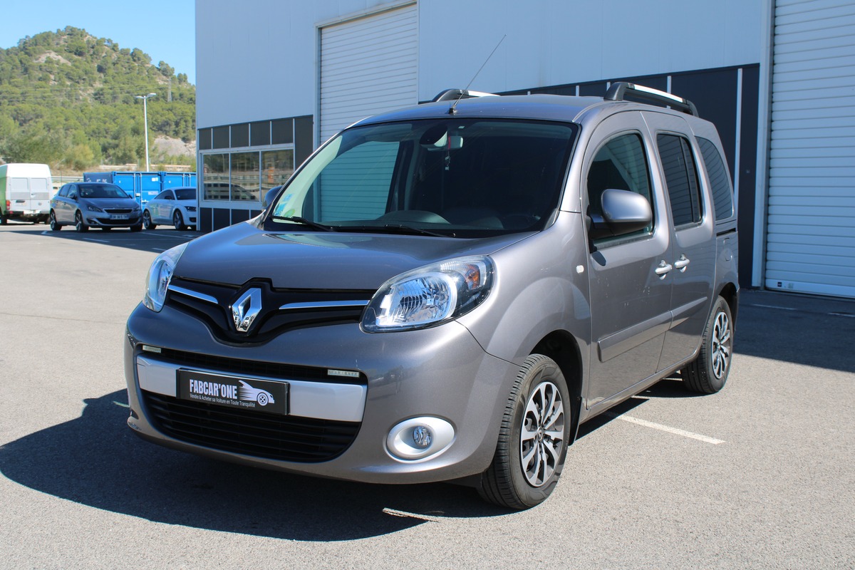 RENAULT Kangoo 1.5 Blue dCi 115ch Intens