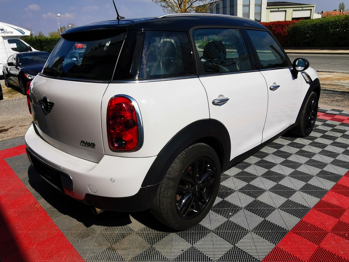 Mini Countryman COOPER 1.6 122 PACK CHILI