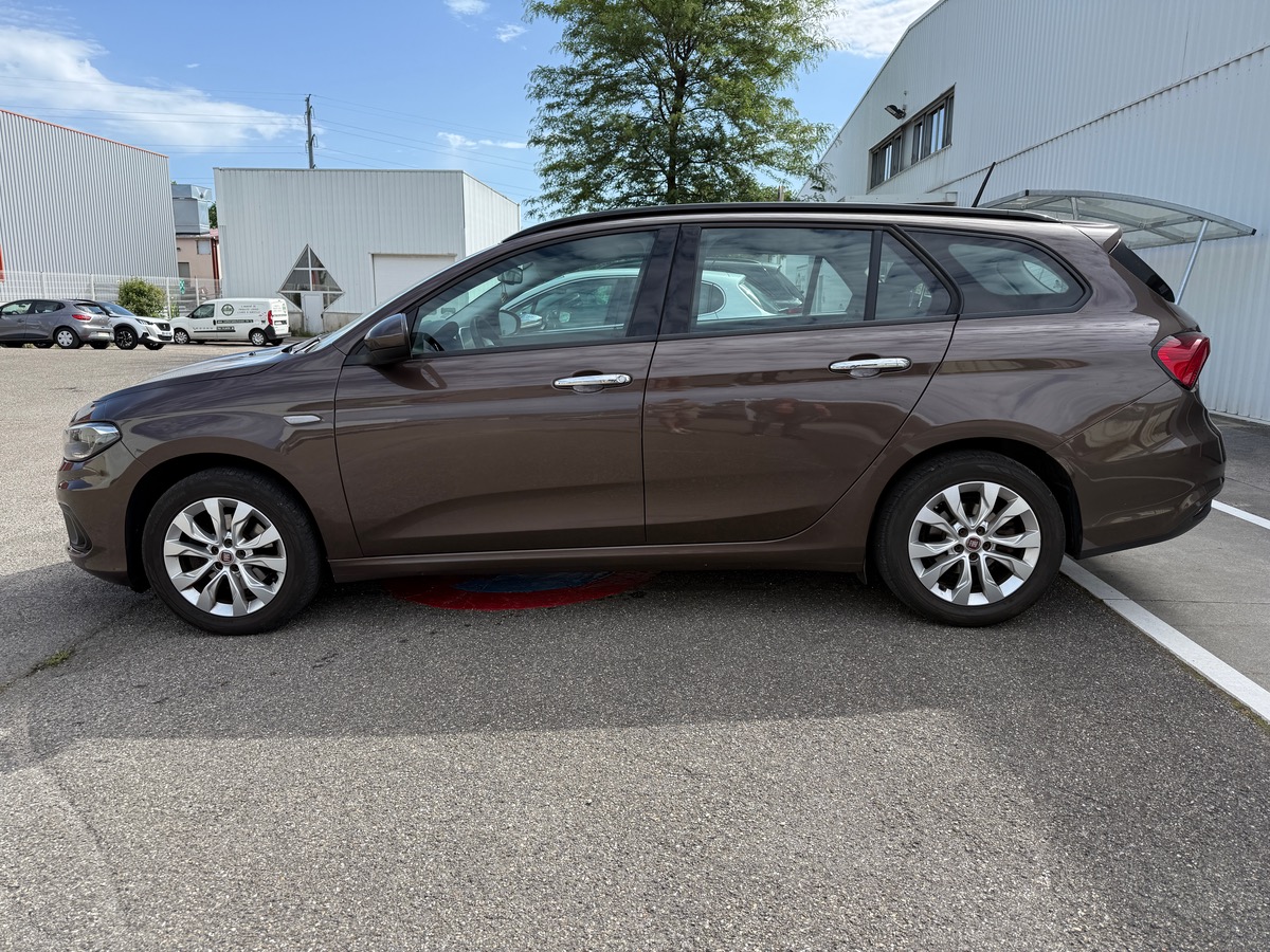 Fiat Tipo 1.6 E-Torq 110 cv Lounge, Sieges chauffants, Caméra de recul