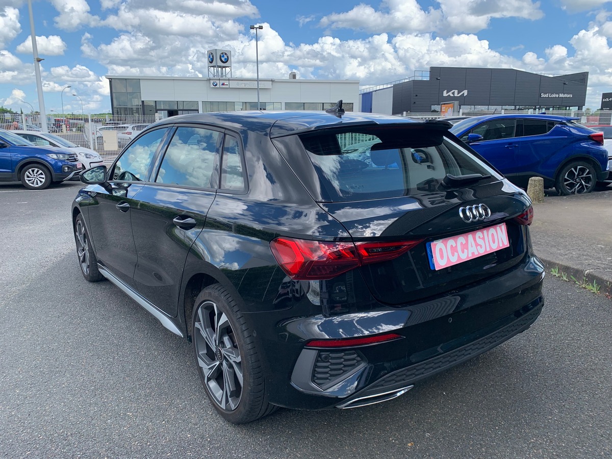 Audi A3 Sportback S-LINE