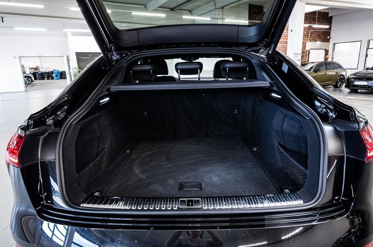 Audi e-tron Sportback 55 408ch S Line e-quattro Black Edition Bang&Olufsen Toit ouvrant