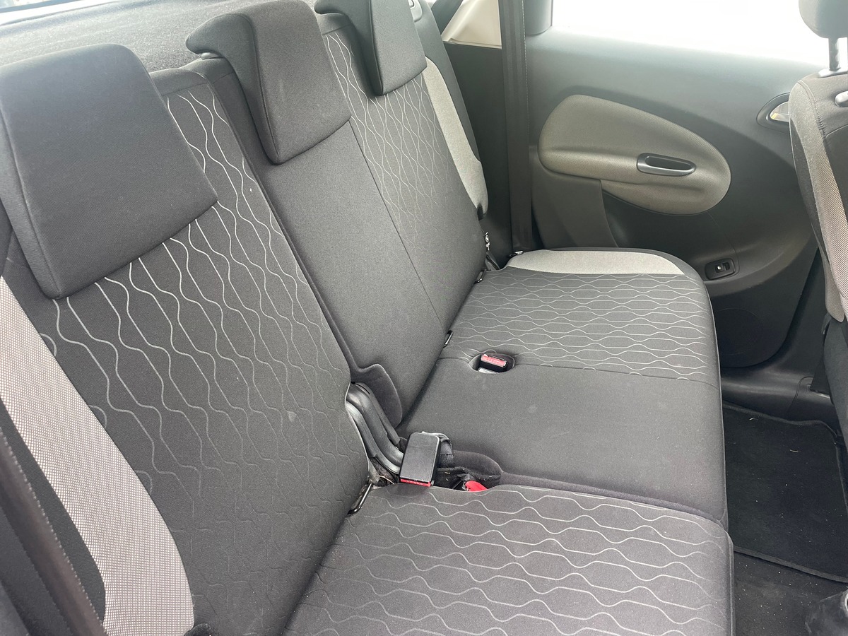 Citroën C3 Picasso 1.6 120CV DISTRIBUTION OK RADAR DE RECUL - CLIMATISATION - REGULATERU DE VITESSE
