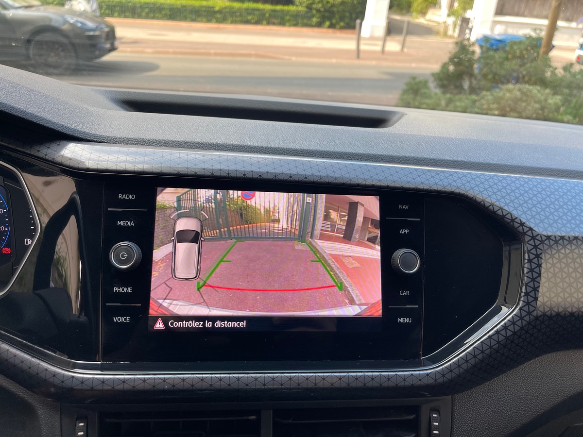 Volkswagen T-Cross TSI 116 CV/ DSG7 / Carat / Virtual Cockpit / CarPlay / Caméra