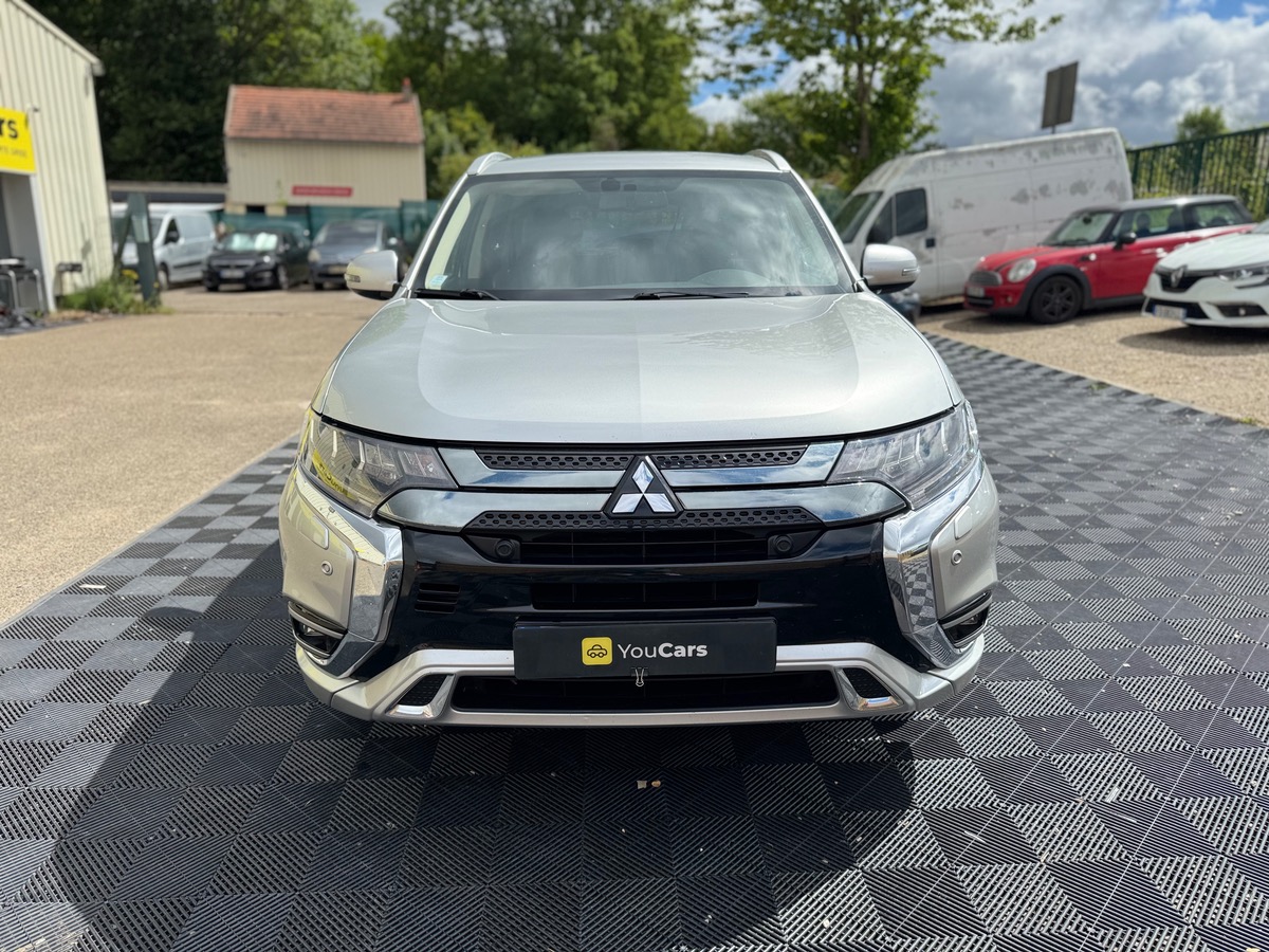Mitsubishi Outlander PHEV 2.4l Twin Motor 225CH 4WD - ELIGIBLE TOUT CATÉGORIE UBER - CUIR