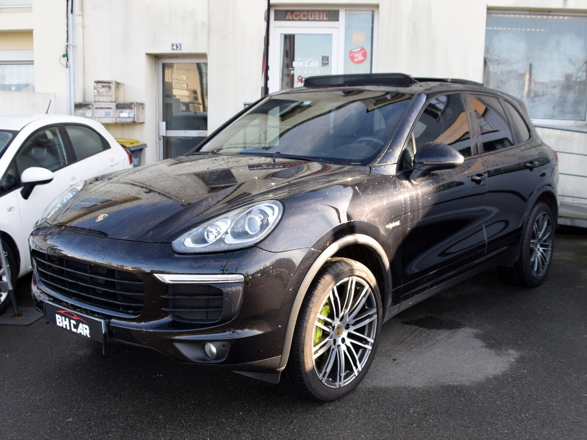 Image: Porsche Cayenne S Hybrid 333Ch PDK