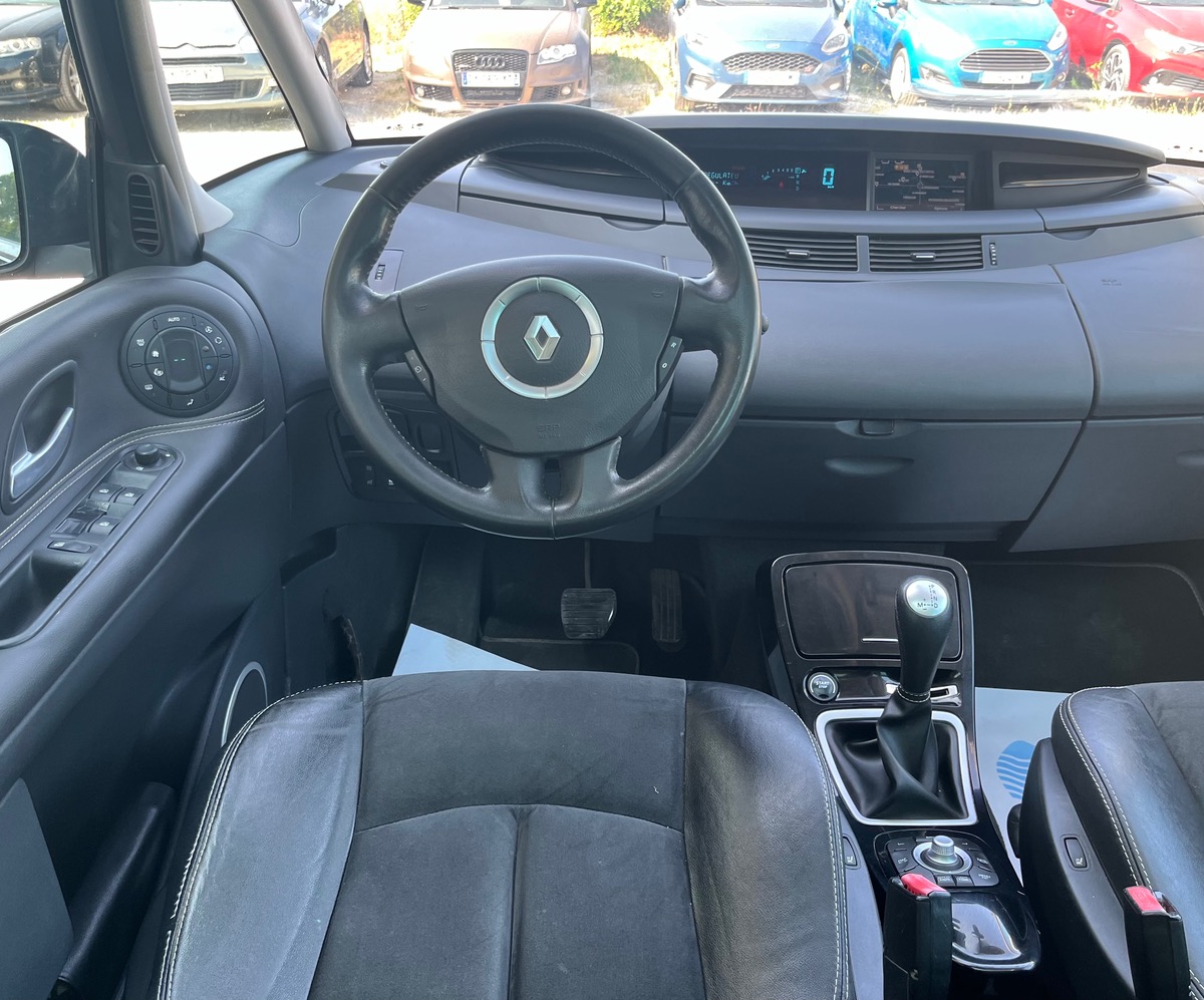RENAULT Espace IV 2.0 DCI 175 CV EDITION 25 TH / BOITE AUTOMATIQUE