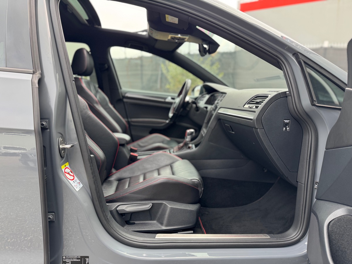 Volkswagen Golf GTI VII ( 7 ) TCR