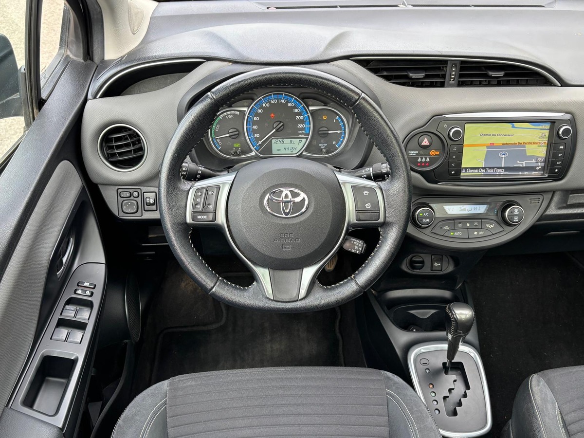 Toyota Yaris 1.5 Hybrid 75cv - Garantie 12 Mois