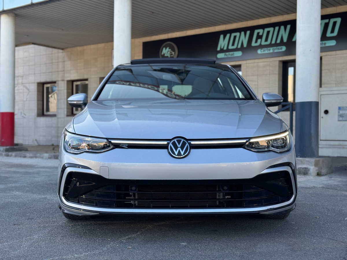 Volkswagen Golf VIII 8 R line 1.5 eTSi DSG7 150 cv - Toit Ouvrant - IQ Light - Full options *