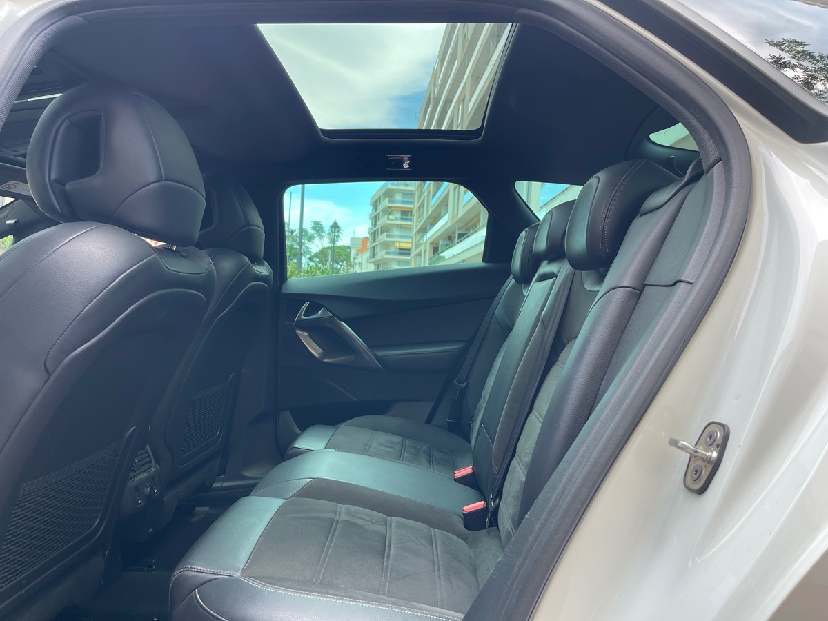 Citroën DS5 1.6 THP 165 CV / Toit Panoramique / Sport Chic / Cuir Alcantara / Caméra / GPS