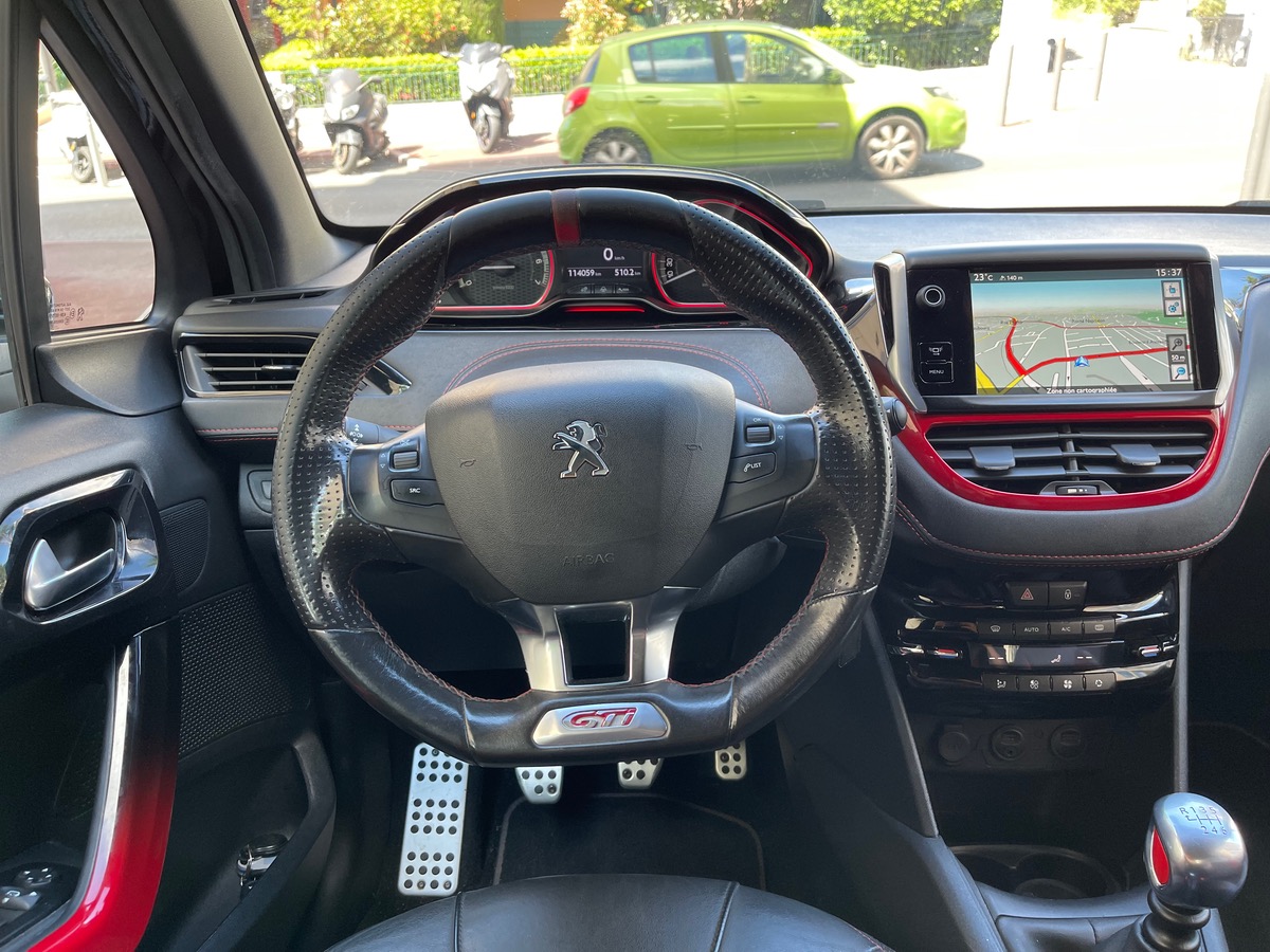 Peugeot 208 1.6 GTI 200 CV BVM6