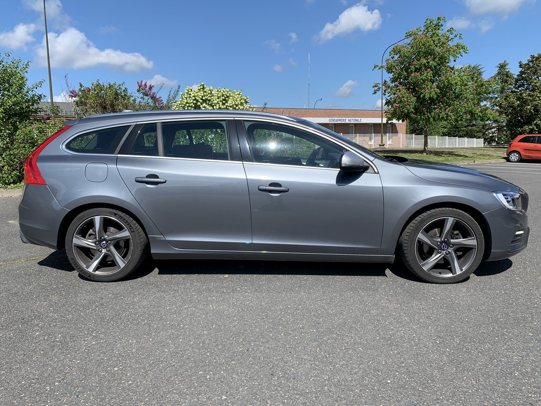 Volvo V60 D4 190 R-Design Geartronic 8 GPS V 60 D