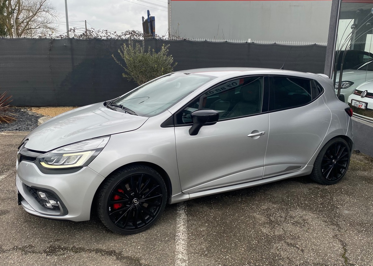 RENAULT Clio IV RS CUP phase 2