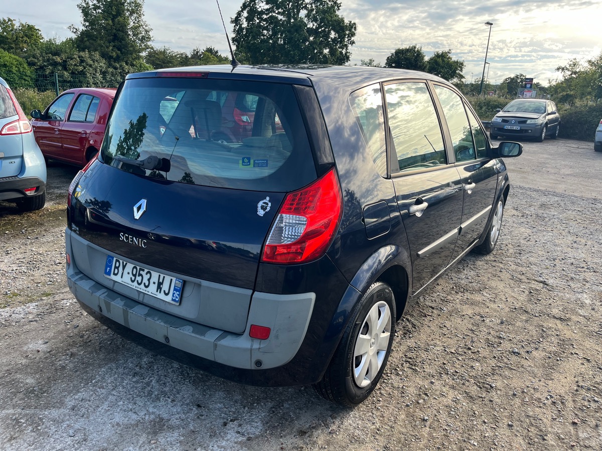 RENAULT Scenic 1.5 dci 105ch 158299km