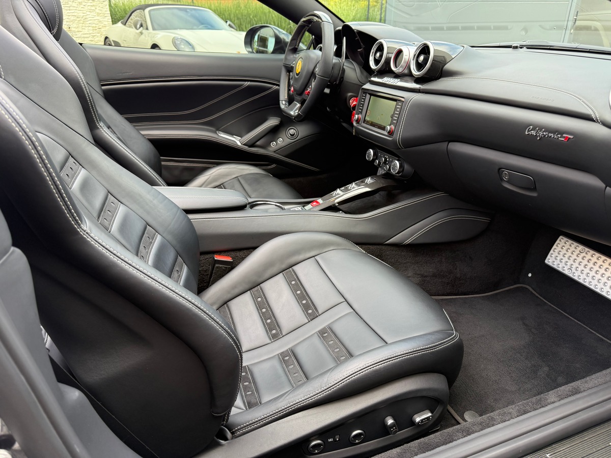 Ferrari California T 3.9L V8 560 CH / FRANCAISE / CARNET / 29954 KMS