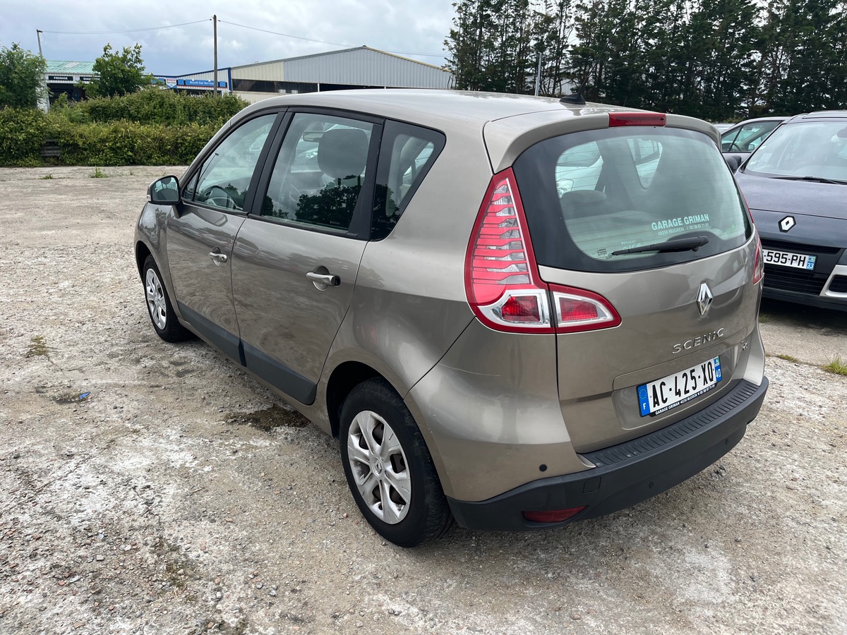 RENAULT Scenic 1.5 dci 105ch 214392km