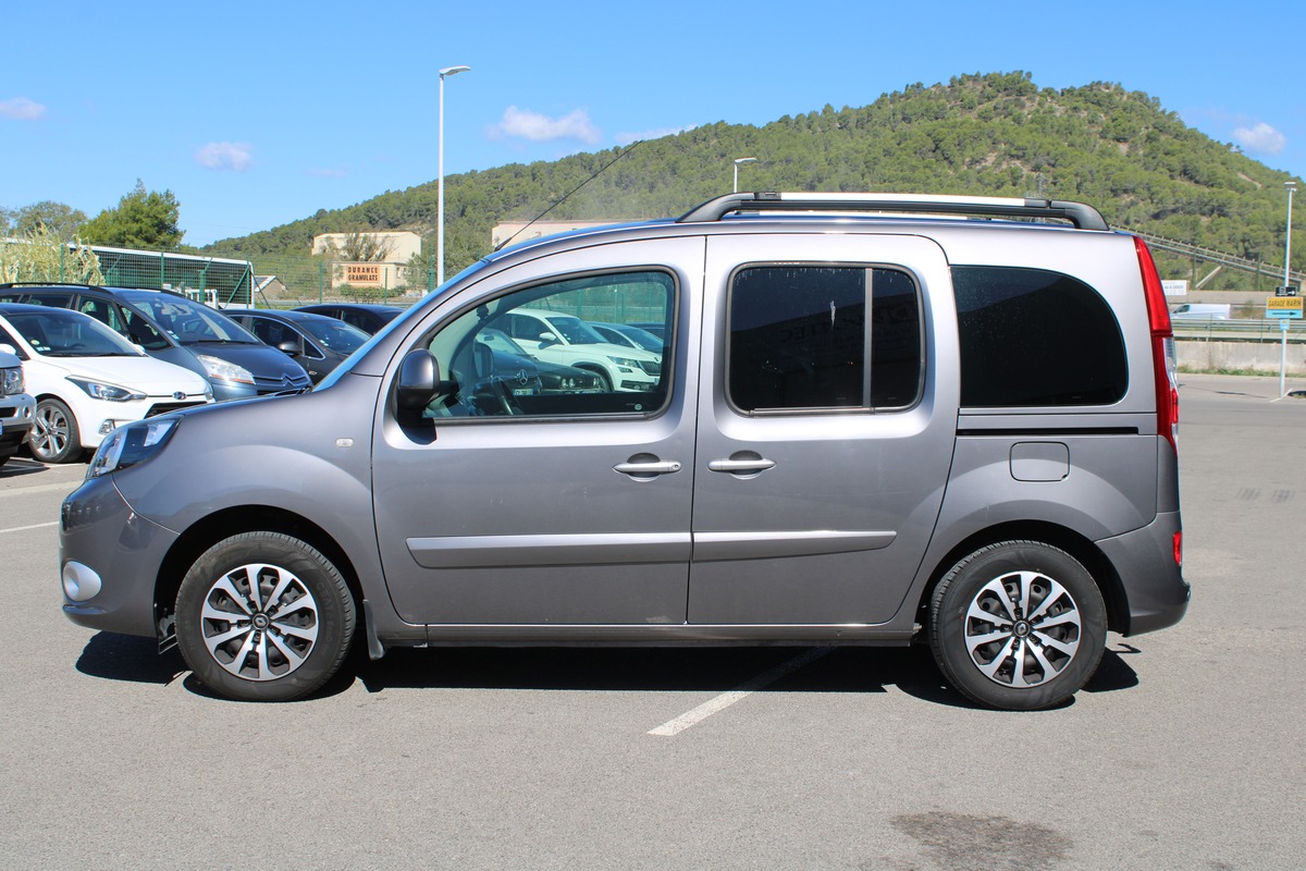 RENAULT Kangoo 1.5 Blue dCi 115ch Intens