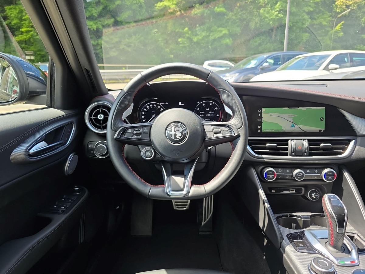 Alfa Romeo Giulia 2.0T 280ch Competizione Q4 AT8 Toit ouvrant Harman-Kardon