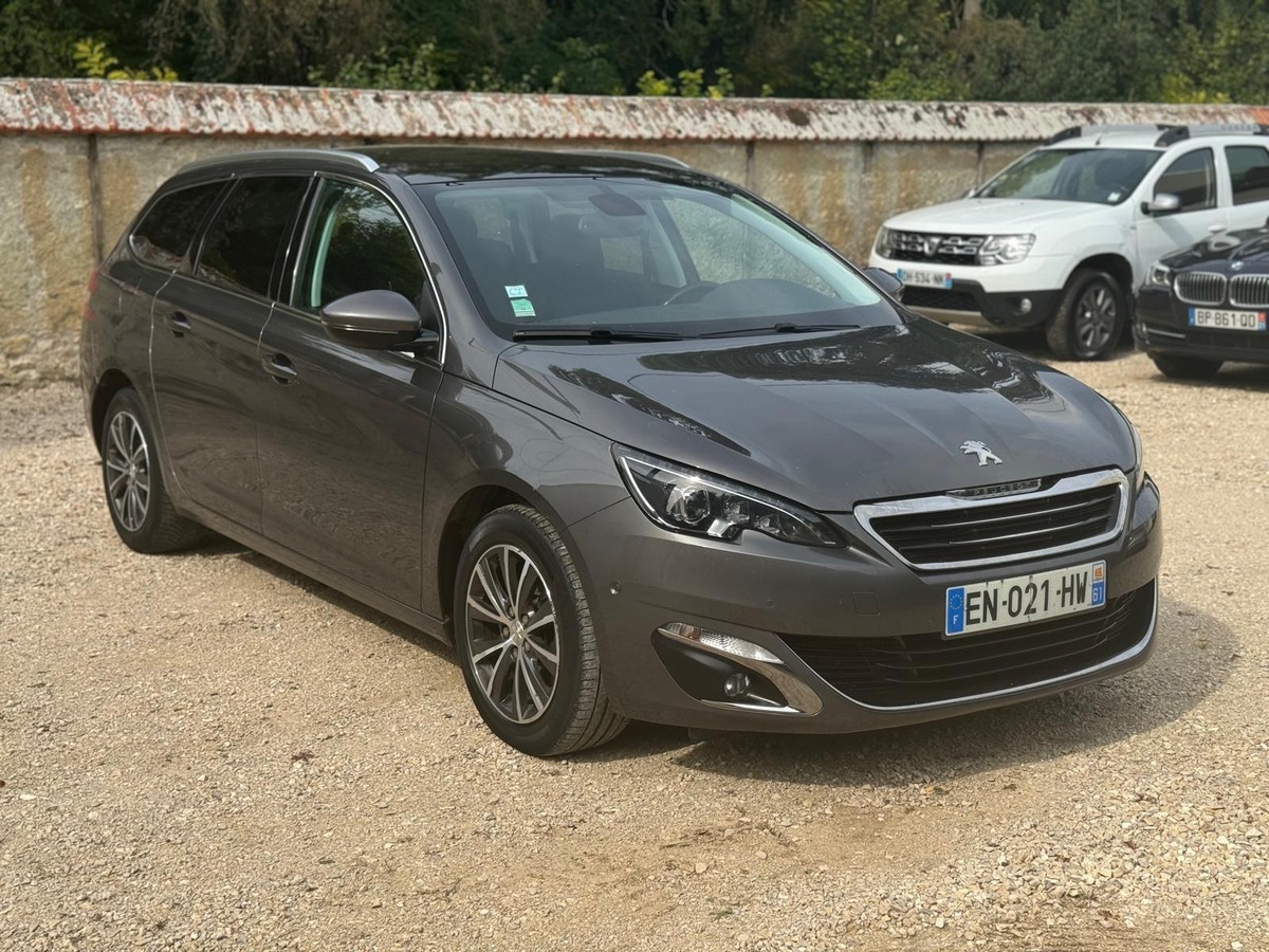 Peugeot 308 1.2 ptec 131CH SUIV COMPLET CHEZ PEUGEOT 1eremain 