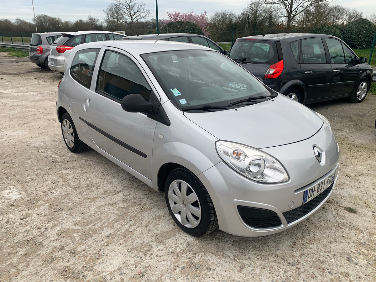 RENAULT Twingo 1.2i - 60CH 63866KM