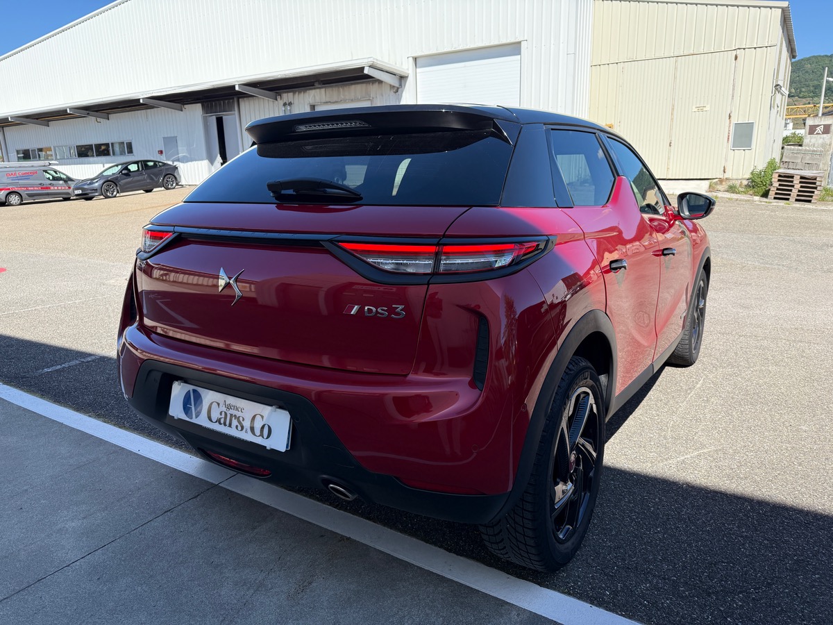 Citroën DS3 CROSSBACK 130 BLUEHDI EAT8 PERFORMANCE LINE, SUIVI COMPLET, CARPLAY