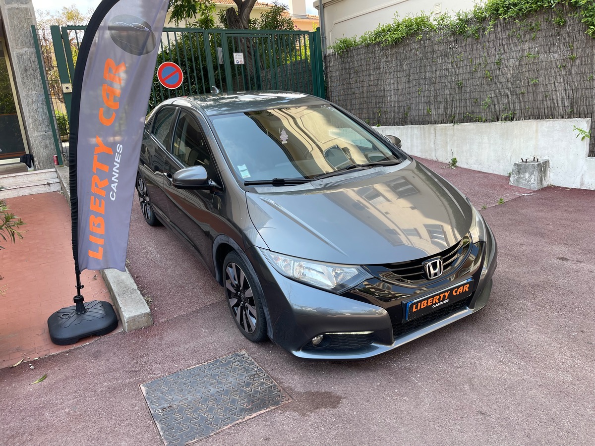 Honda Civic 1.6 dtec 120 CV / 5 Portes / Caméra / Jantes