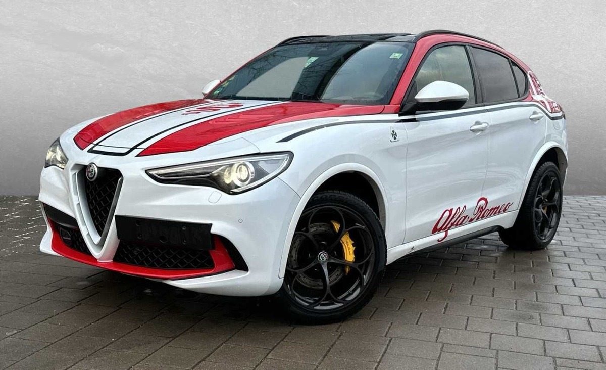 Alfa Romeo Stelvio 2.9 V6 510ch Quadrifoglio Q4 AT8 Toit ouvrant Harman-Kardon