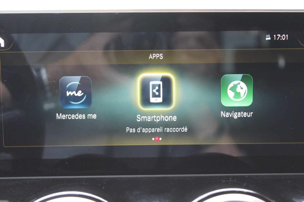 Mercedes Benz CLASSE B III 180 D AMG LINE 7G-DCT  (attelage)