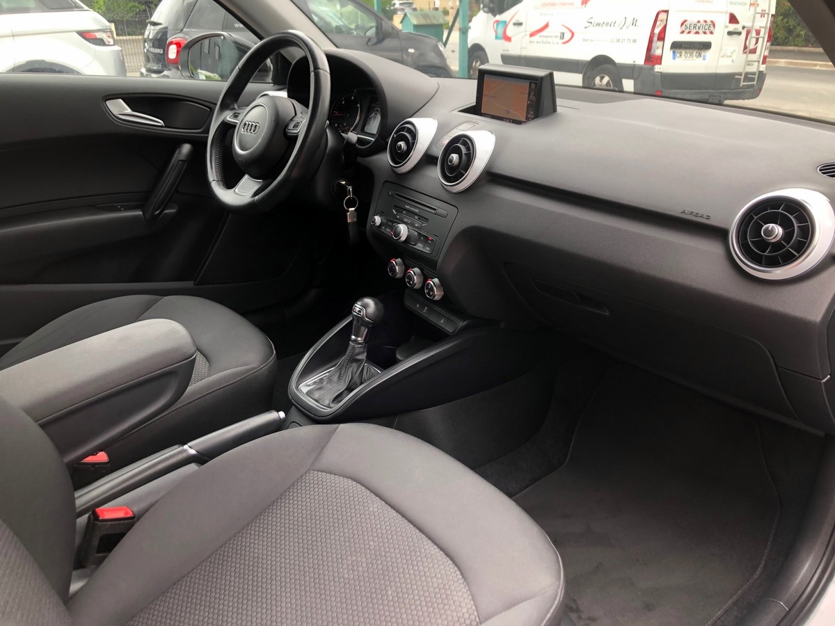 Audi A1 1.6 TDI 90 S-LINE S-TRONIC 7