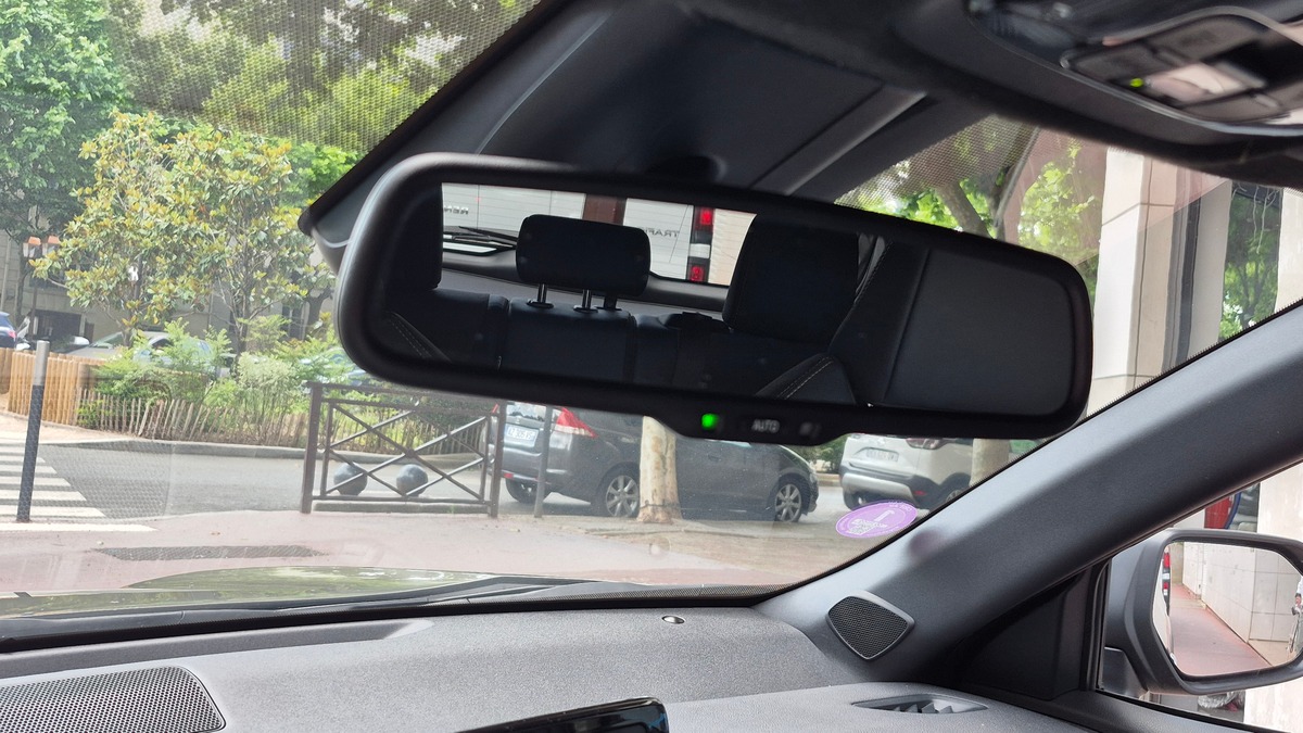 Toyota Yaris Cross 1.5 HYBRIDE 116H 2WD TRAIL (MARCHEPIEDS STANDARDISES)