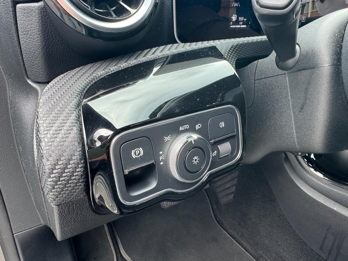 Mercedes-Benz Classe A 200 d 2.0 d 16V 8G-DCT 150 cv Boîte auto